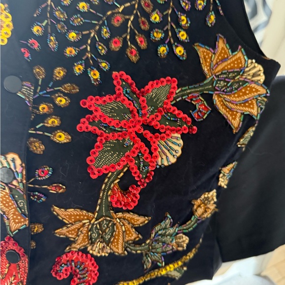 Raja Collection Handmade Vintage Embroidered Floral Vest with Sequins SzS - Picture 2 of 14